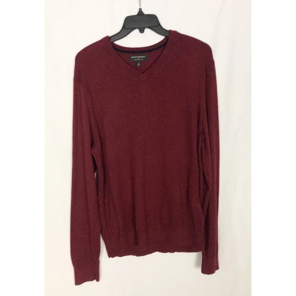 Banana Republic Premium Luxe Yarn Sweater‎ Mens Size M Knit Wine Color